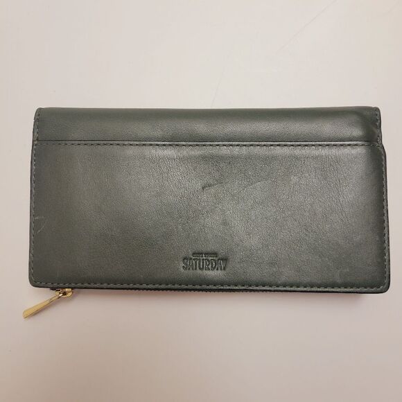 Kate Spade Green Wallet - Picture 1 of 15
